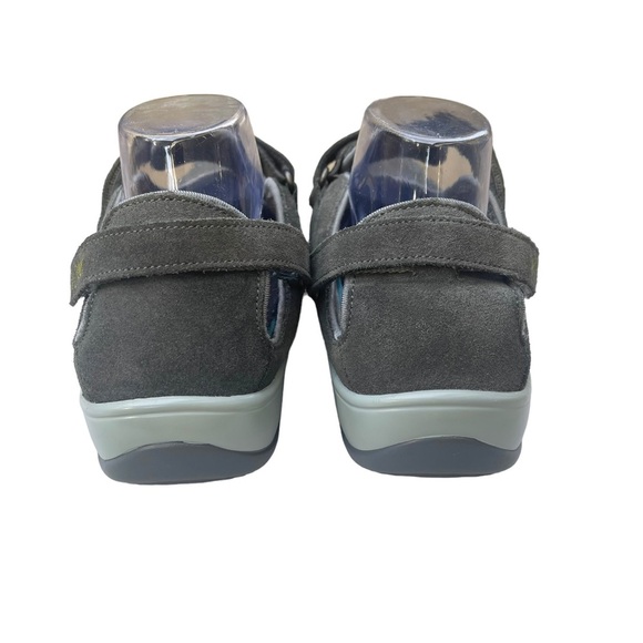 Ortho Feet Gray Suede Perforated Mary Jane Shoe Women's 11 - Picture 5 of 14